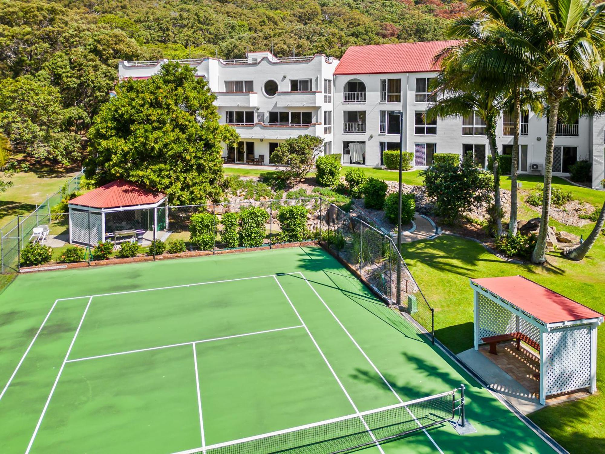 The Islander Hotel Point Lookout Bagian luar foto