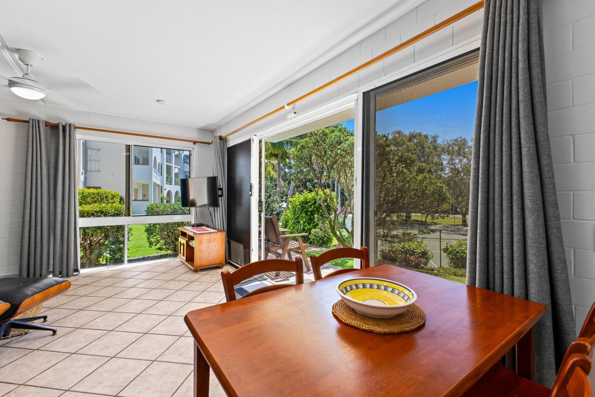 The Islander Hotel Point Lookout Bagian luar foto