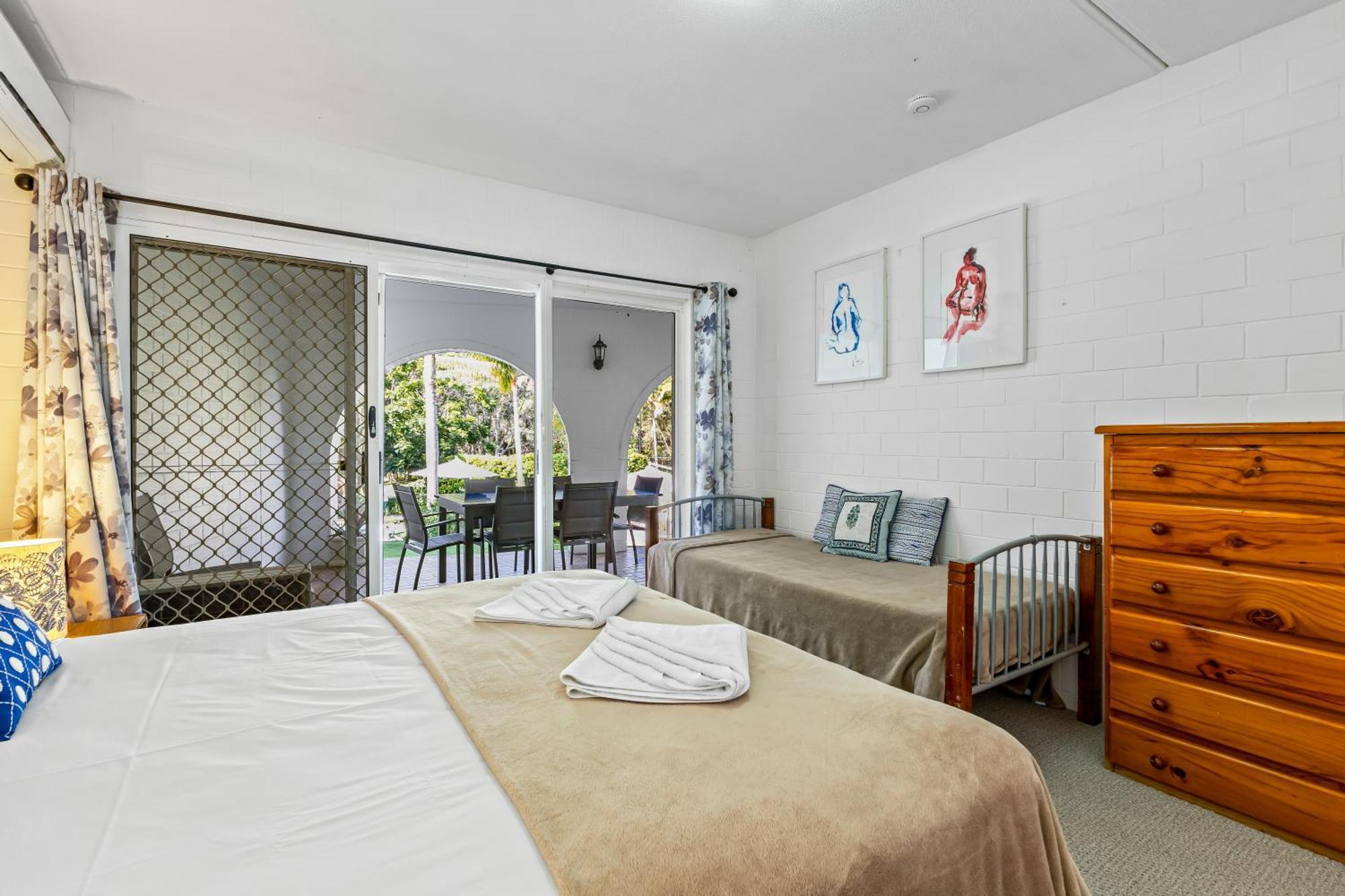 The Islander Hotel Point Lookout Bagian luar foto